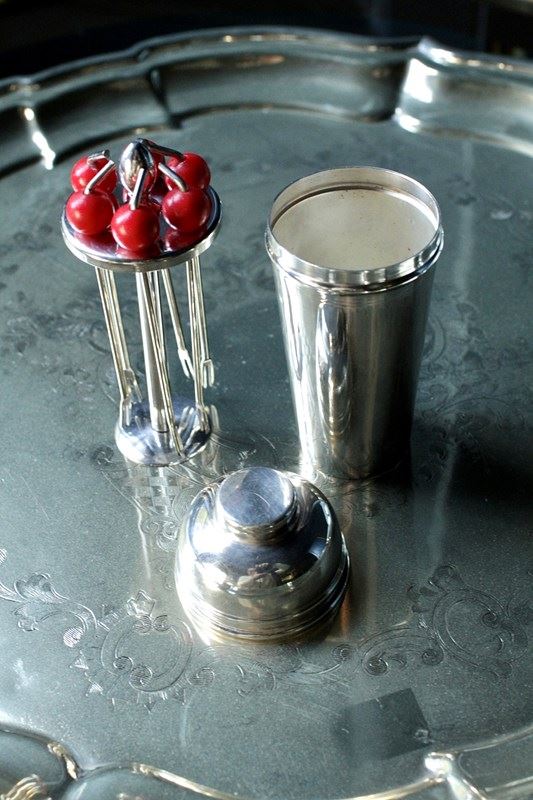 Silver Plated Art Deco Cocktail Case Stick Holder-house-of-hummingbird-86f95b88-a3f6-47c2-8eaa-698358b5e4ba-main-638140515467808191.jpeg
