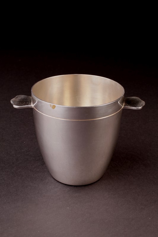 Art Deco Silver Plated Ice Bucket-house-of-hummingbird-dbb913fb-cd52-447f-af25-929df5a9ddc8-main-637409711097441631.jpeg