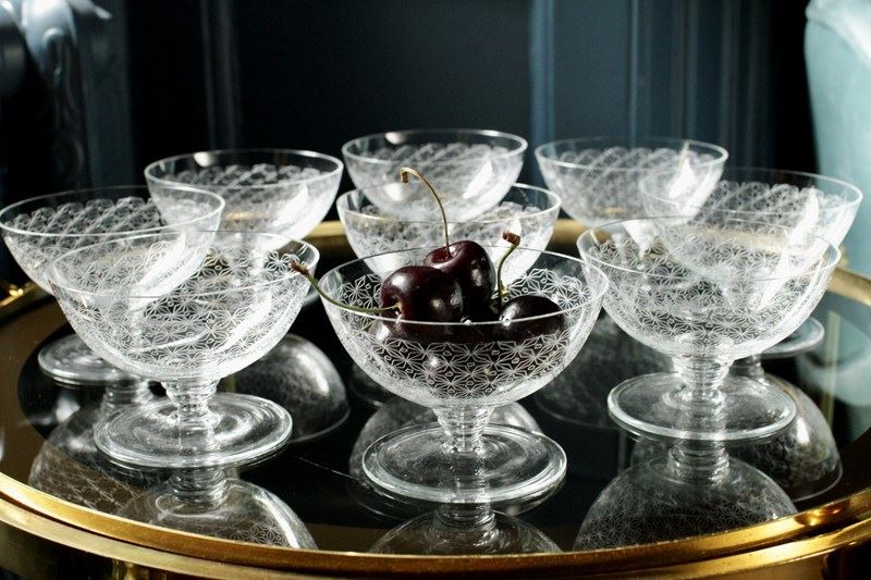 Vintage 1950'S Crystal Desert Dishes 'Etched'-house-of-hummingbird-img-5174-main-638295924142793687.jpeg