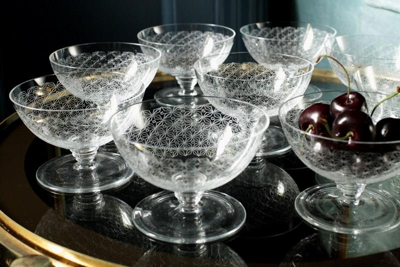 Vintage 1950'S Crystal Desert Dishes 'Etched'-house-of-hummingbird-img-5182-main-638295924590470775.jpeg