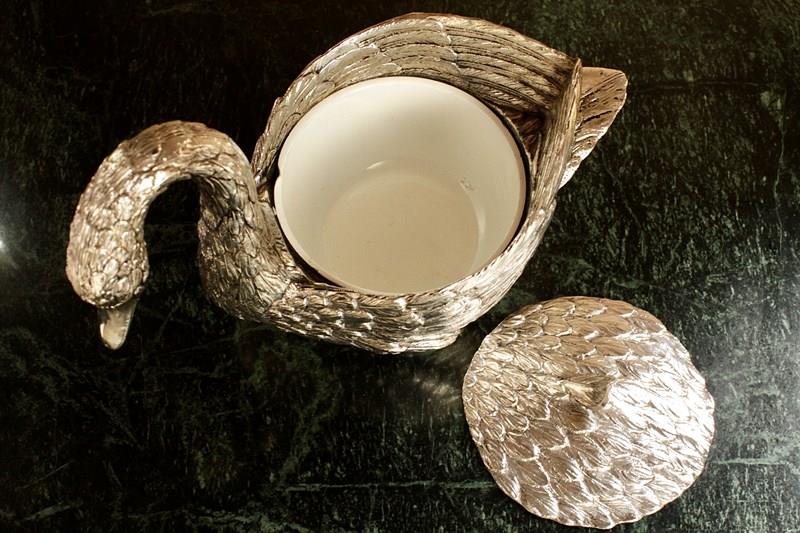 A Vintage Silver Swan Ice Bucket By 'Mauro Manetti'-house-of-hummingbird-img-5264-main-638280672046822970.jpeg