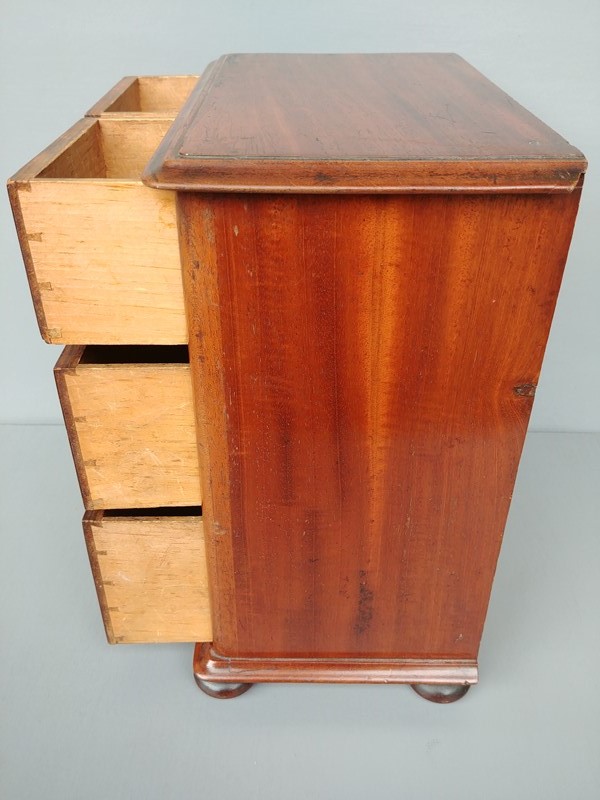 Apprentice piece miniature chest of drawers-hunter-campbell-antiques-20210622-154151-main-637639293623745757.jpg