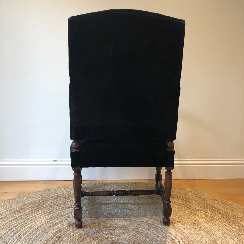 Walnut Chair-jam-pop-img-0087-main-637796574780536260.jpeg