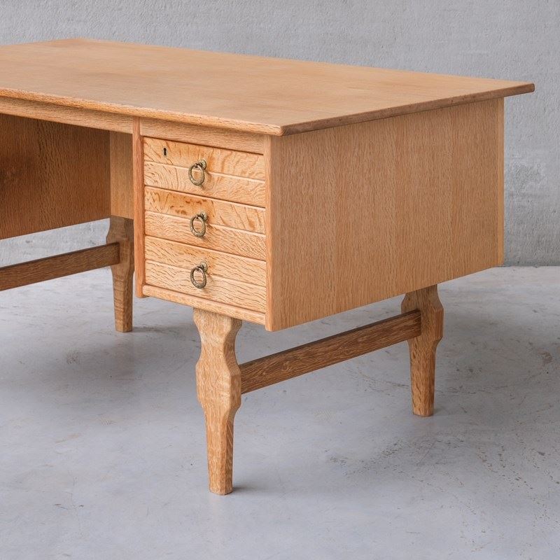 Mid-Century Danish Oak Desk Attr. To Henning Kjaernulf-joseph-berry-interiors-dscf0946-main-638366957664464472.JPG