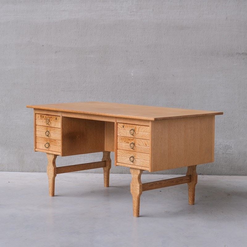 Mid-Century Danish Oak Desk Attr. To Henning Kjaernulf-joseph-berry-interiors-dscf0949-main-638366957764463834.JPG