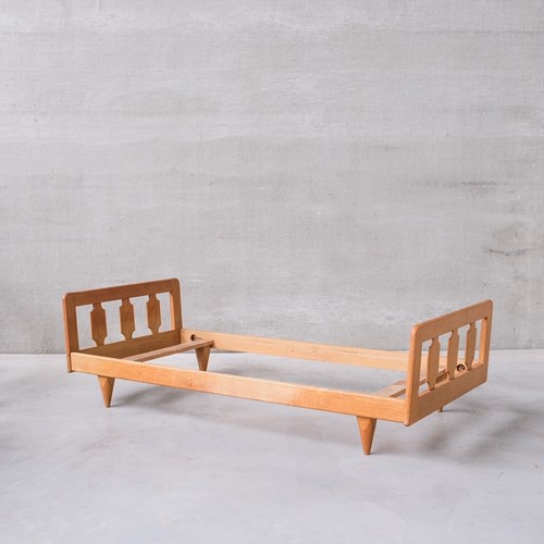 Guillerme Et Chambron Mid-Century French Oak Day Bed