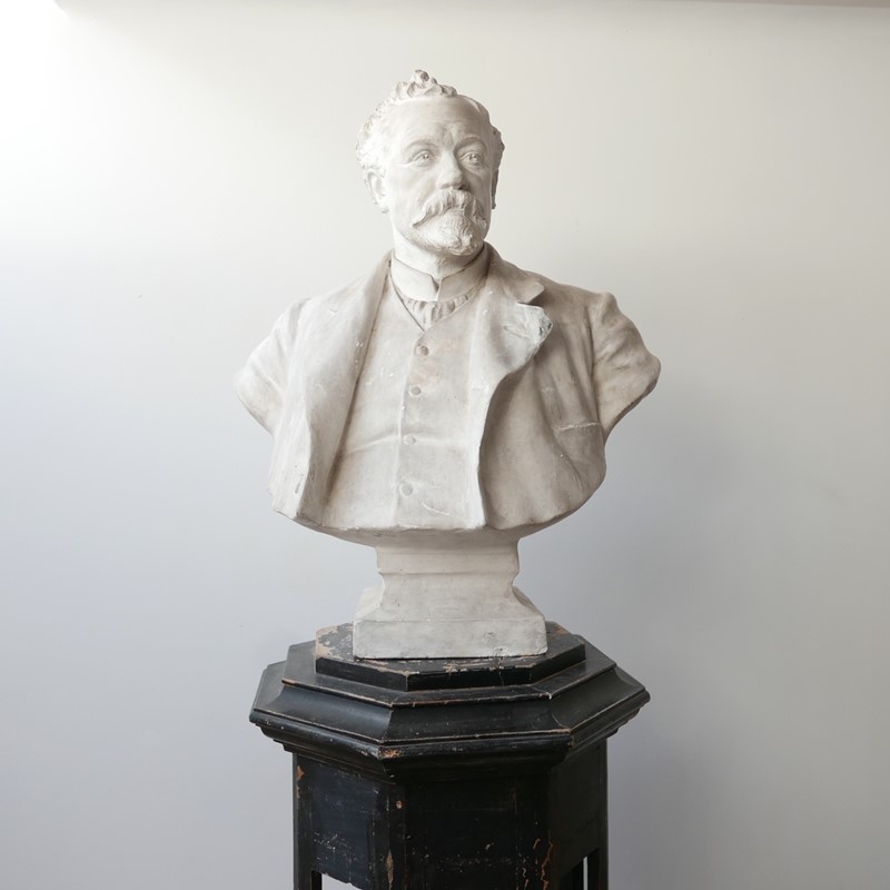 20th Century Plaster Bust of a Gentlemen-joseph-berry-interiors-img-2113-1-main-637317921385938994.JPG