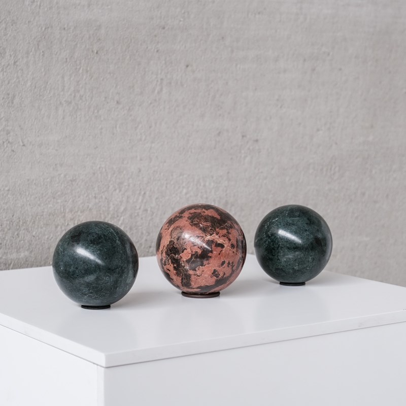 Trio Of Mid-Century Decorative Marble Desk Or Shelf Objects-joseph-berry-interiors-img-8284-main-638199315059696003.JPG