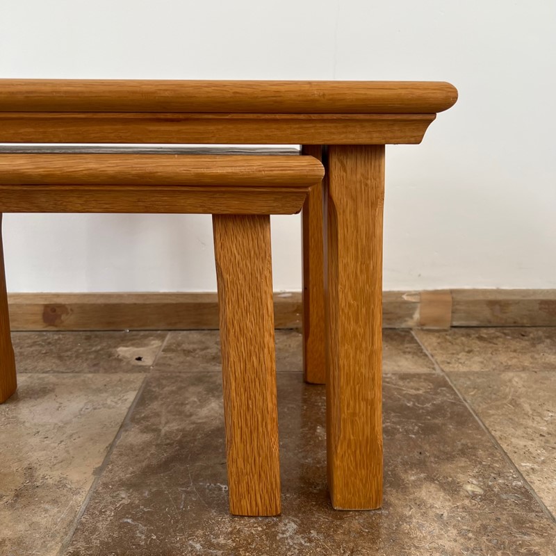 Brutalist Mid-Century Set of Oak Nesting Tables-joseph-berry-interiors-img-9119-main-637919236481684548.jpg