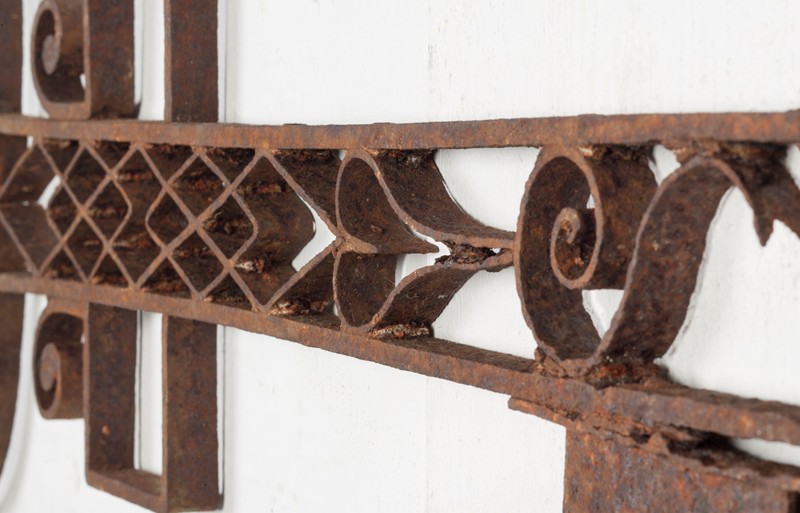 Fantastic Wrought Iron Locksmith's Trade Sign-ljw-antiques-0424_detail-main-636664340574310475.jpg