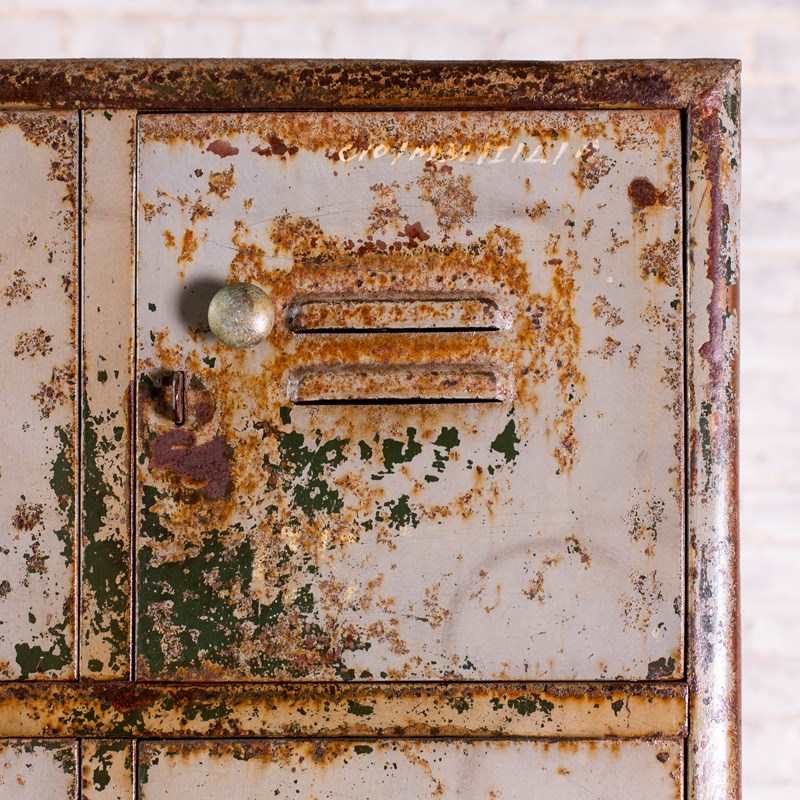 Vintage Metal Lockers With A Wonderful Patina-ljw-antiques-0743-15-main-638191652662931452.jpg