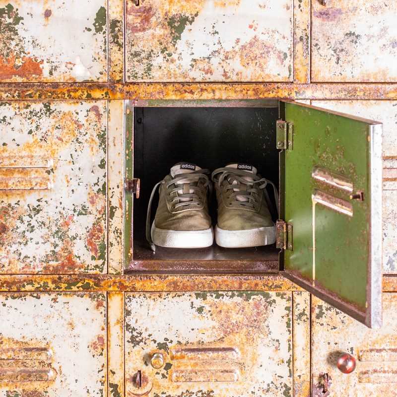 Vintage Metal Lockers With A Wonderful Patina-ljw-antiques-0743-3-main-638191652344670525.jpg