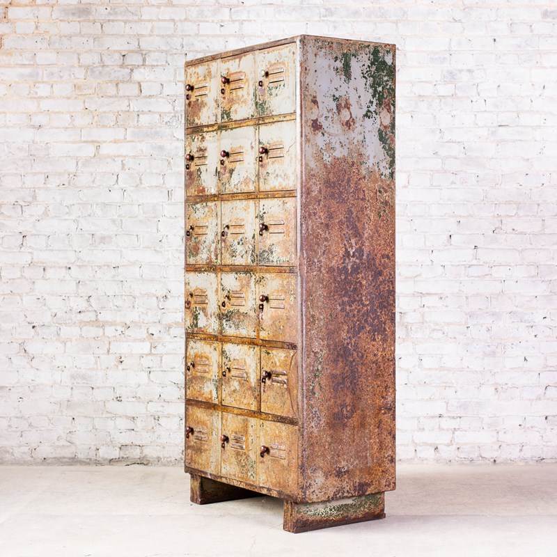 Vintage Metal Lockers With A Wonderful Patina-ljw-antiques-0743-4-main-638191647150687492.jpg