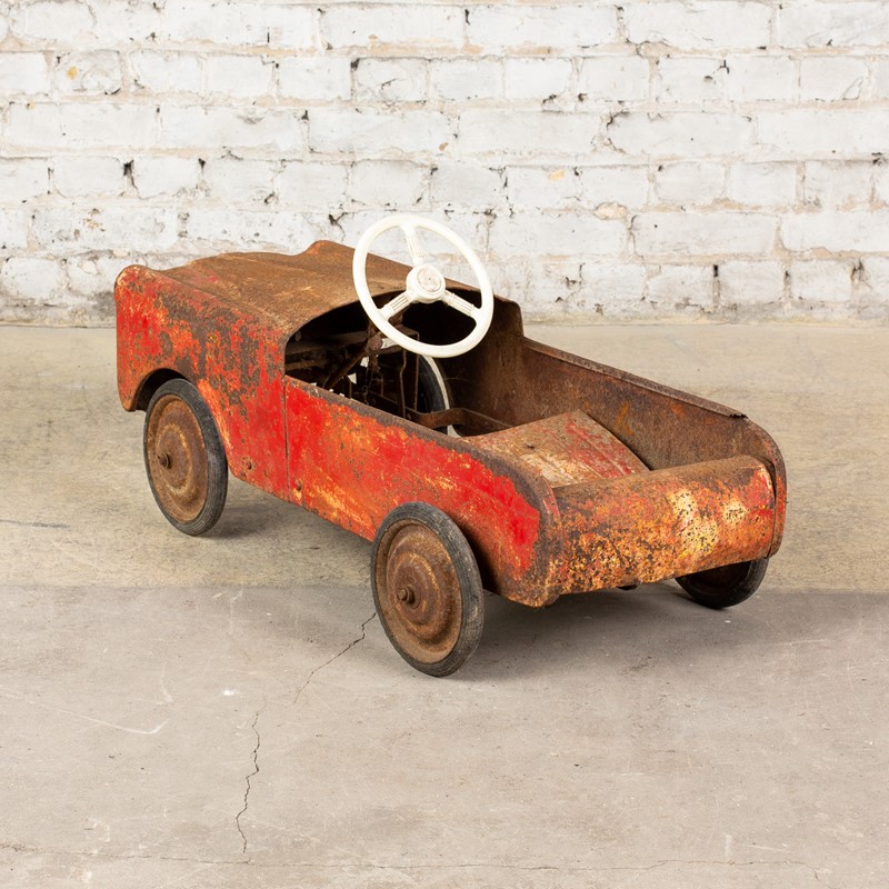 Vintage tin 'barn find' pedal car-ljw-antiques-1752-4-main-637935046905036097.jpg