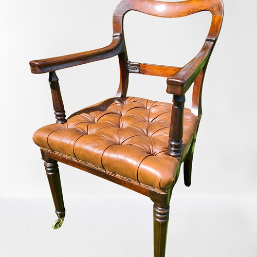 Quality Early 19Th Century Mahogany Desk Chair