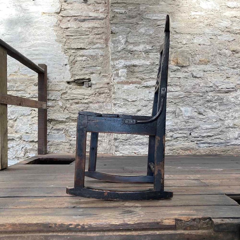 Antique Welsh child's rocking chair-marc-kitchen-smith-ks7411-img-3151-1000px-main-637733596058399904.jpg