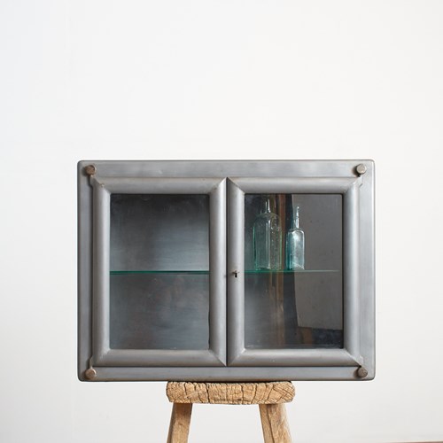 Antique Medical Bathroom Metal Wall Cabinet