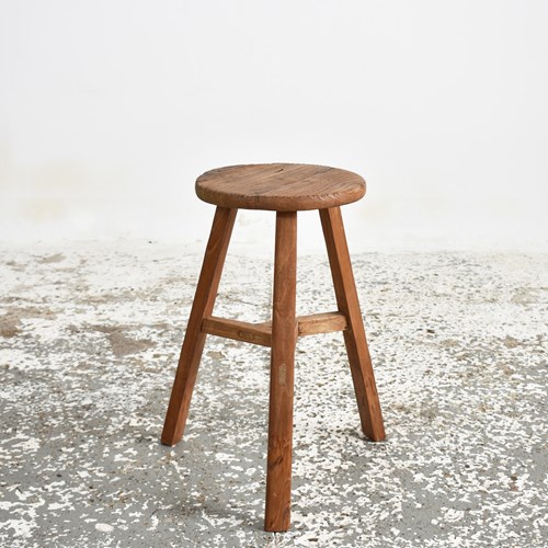Rustic Round Top Stool – G