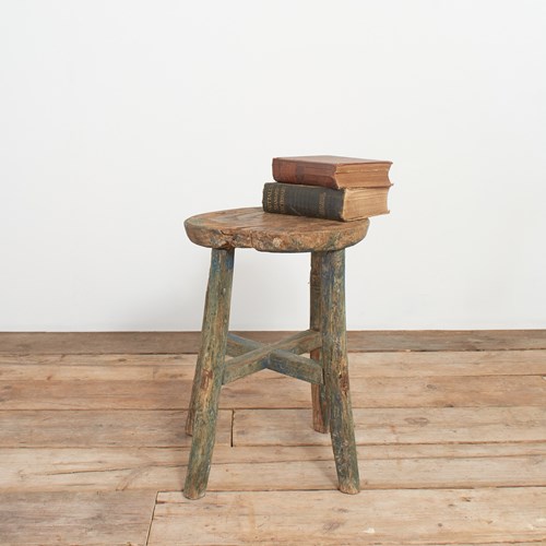 Antique Rustic Round Top Stool – Q