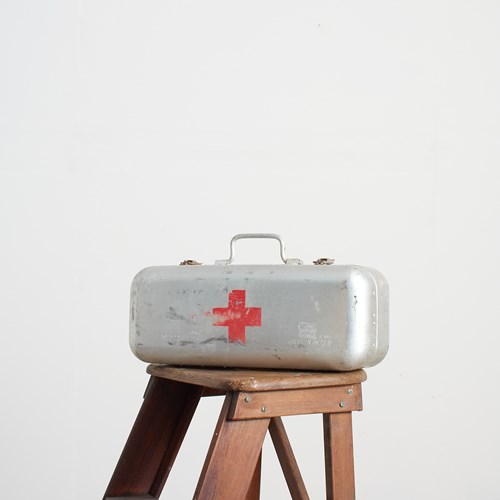 Large Vintage Medical First Aid Box Case – O