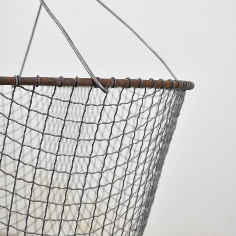 Vintage Wire Garden Basket With Handle – Large-mayfly-vintage-dsc-0536-8-1000px-main-638143894880162146.jpg