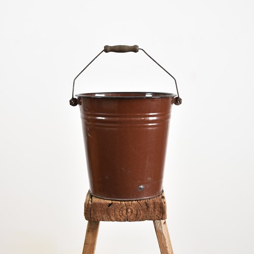 Brown Vintage Enamel Bucket – B