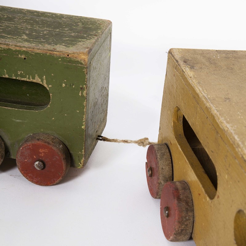 1950's Wooden Toy Train-merchant-found-1028d-main-637466466260672341.jpg