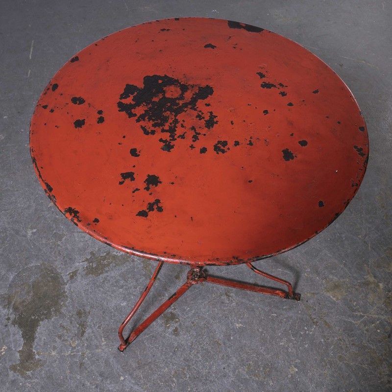 1950's French Small Round Gueridon Table (1353)-merchant-found-1353e-main-637744670273735577.jpg