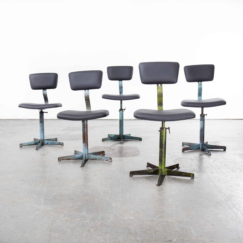 1960's Swivelling Industrial Chairs - Set Of Five-merchant-found-199y-main-637733577661909492.jpg