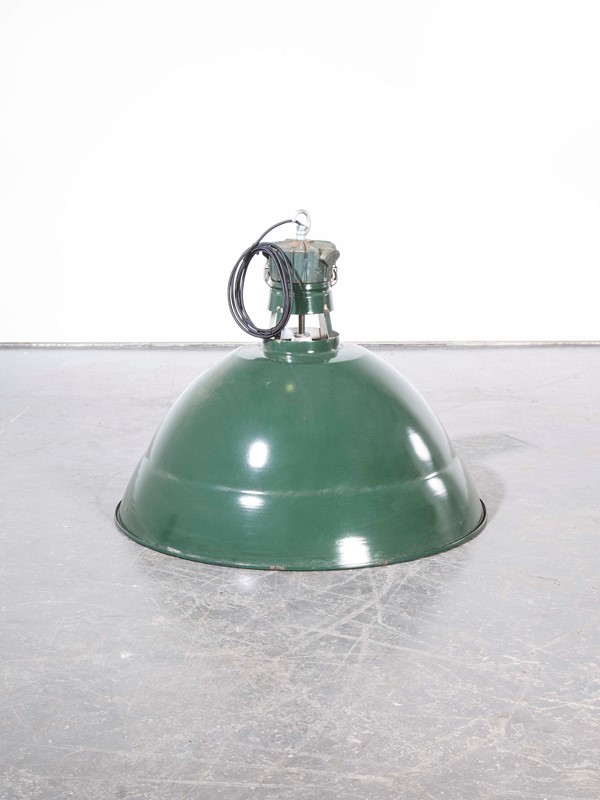 1950's Industrial Green Enamel Pendant Lamps Sammo-merchant-found-453888-main-637262737393623290.jpg