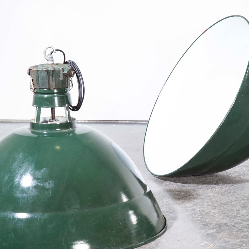 1950's Industrial Green Enamel Pendant Lamps Sammo-merchant-found-453888g-main-637262737685810529.jpg