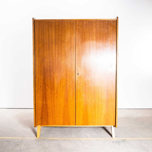 1960'S Large Two Door Oak Wardrobe By ZNZ