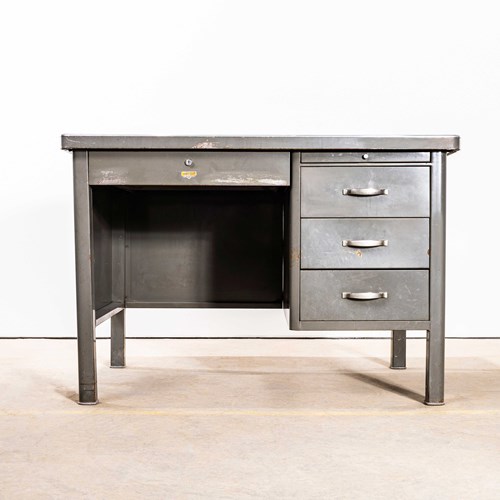 1950’S Metal Desk By Barro – Mechelen