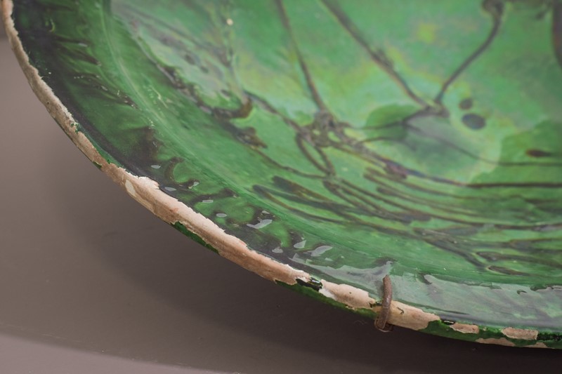 Interesting Early Green Folk Art Plate-modern-decorative-1023-green-plate-6-main-637837277357904695.jpg