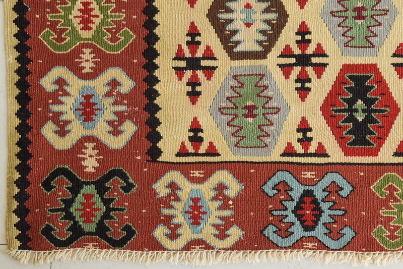 Colourful Handwoven Kilim Rug-modern-decorative-1144-colourful-handwoven-kilim-rug-7-main-637953092433612665.jpg