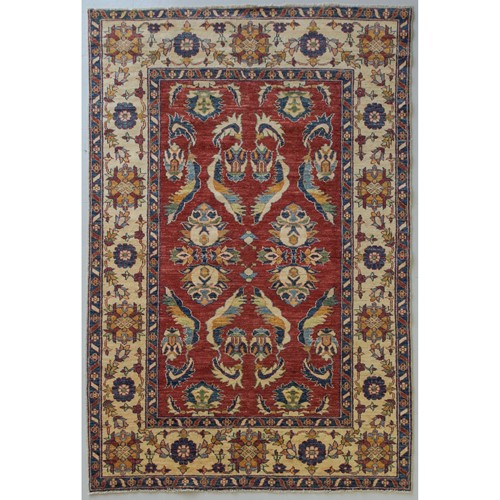 Sultanabad Style Traditional Handwoven Rug
