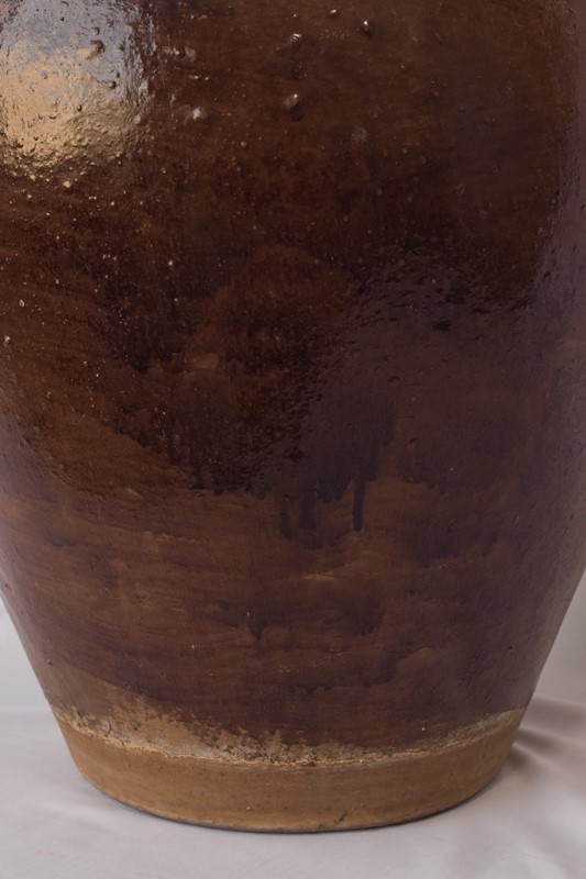 Large Stoneware Pot-modern-decorative-1394-ceramic-pot-3-main-637962489893939276.jpg
