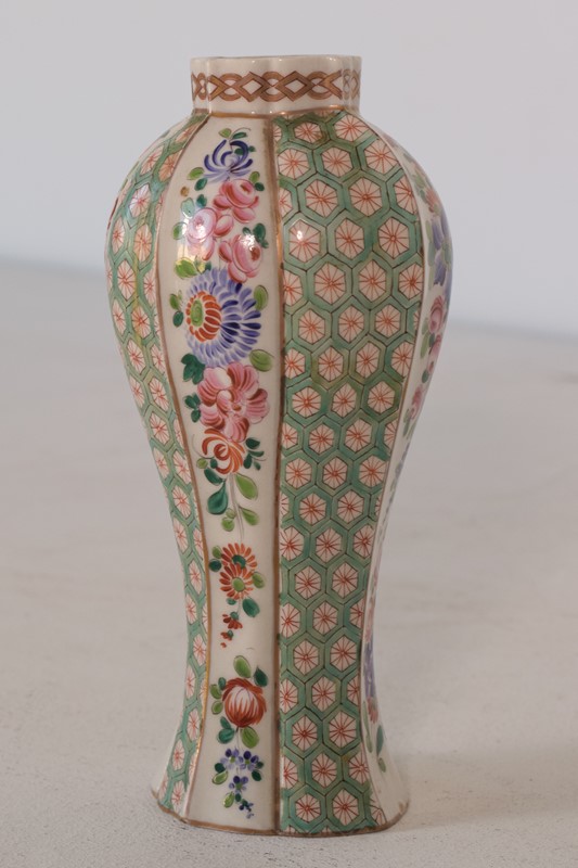 Early Hard Paste Vase-modern-decorative-820-missing-vase-4-main-638028194877253046.jpg