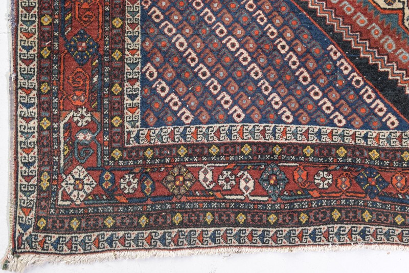 Interesting Handwoven Persian Rug-modern-decorative-954rugwith3diamonds-7-main-637565920835636484.jpg