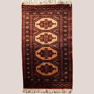 Turkmen Hand-Knotted Wool Rug – Tra...