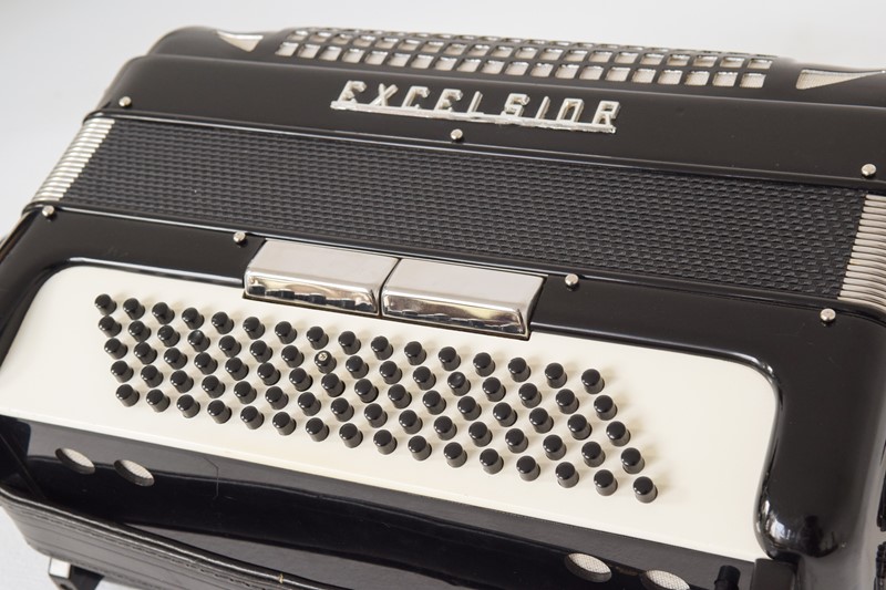 Excelsior Accordion, Mod. 304-modern-decorative-excelsior-accordion-3-main-638043836200345434.jpg