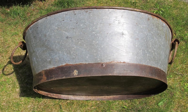 Galvanised metal planter-mole-vintage-img-7786-main-637877823547899357.jpg