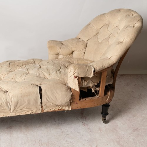 Antique French Napoleon III Buttoned Chaise