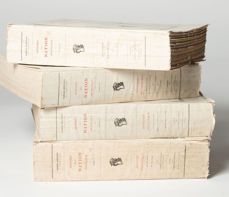 Four large antique French books-nikki-page-antiques-c83941c6-29d8-45dc-92e2-1fef78bd6ecc-main-637908857449175665.jpeg