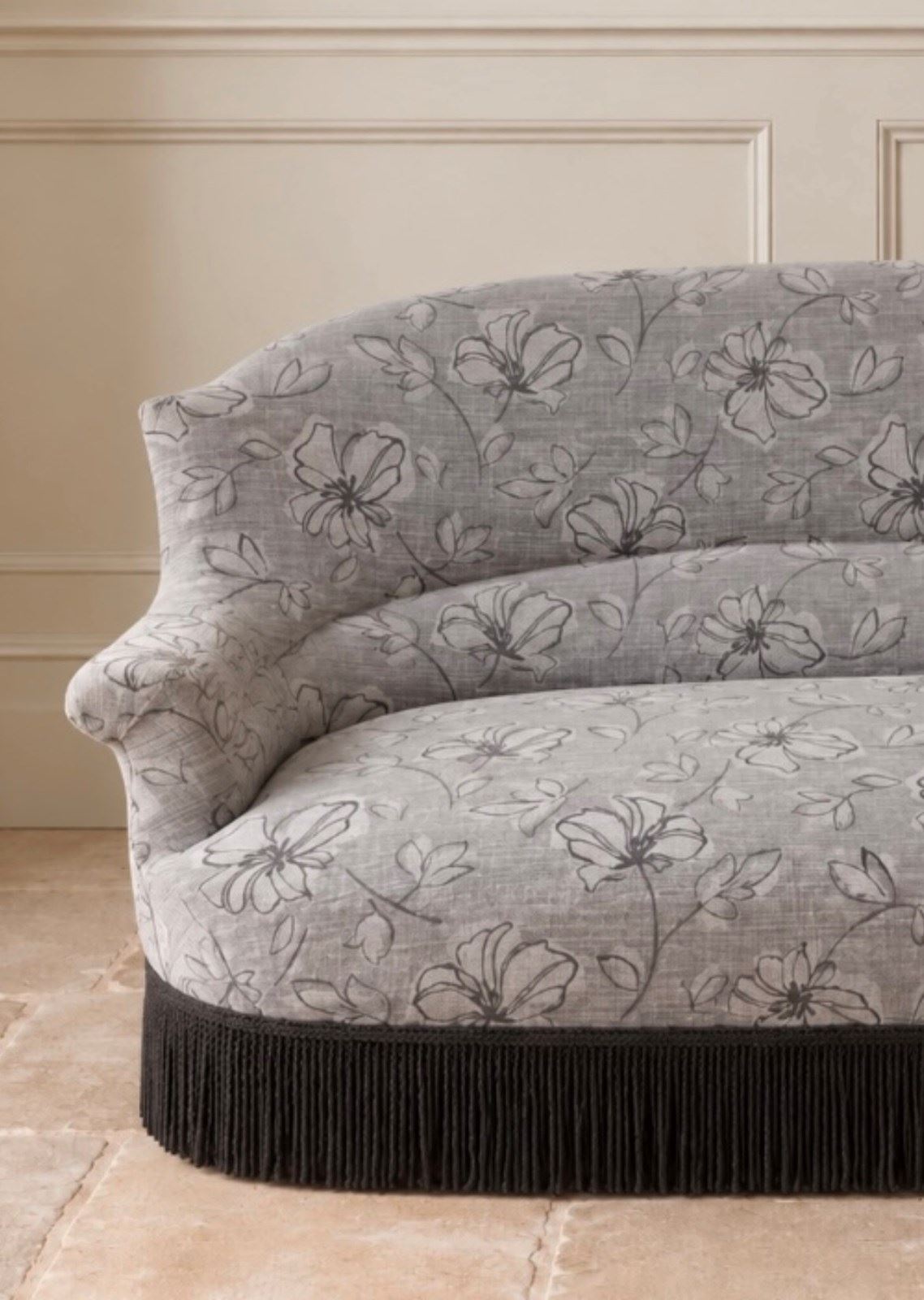 Antique French Sofa For Upholstery - The Hoarde Vintage