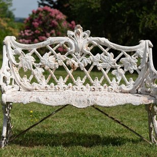 Antique Cast Iron English Garden Be...