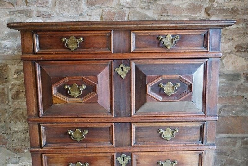 A William And Mary Walnut Chest On Stand -no43collectables-dsc04851-main-638250276086110069.JPG