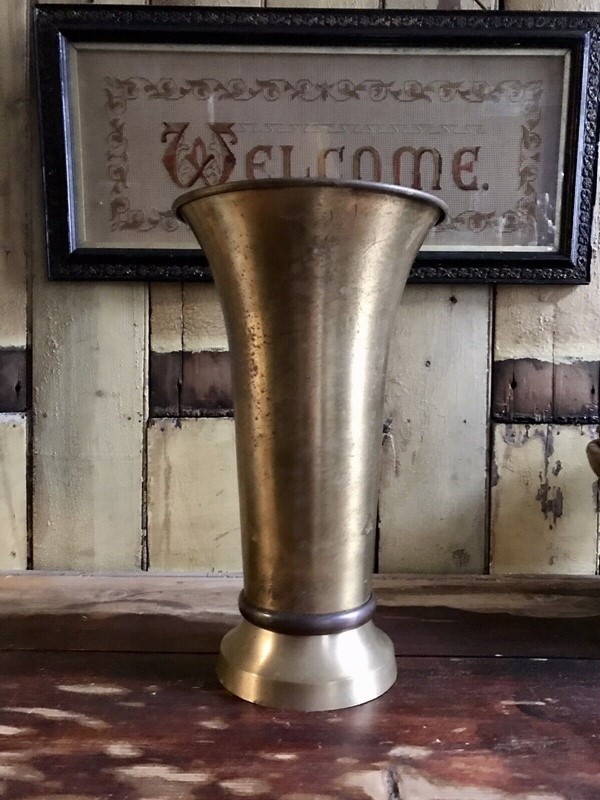 Early 20th Century Copper Banded Brass Vase-nothing-new-antique-early-20th-century-large-brass-with-copper-band-vase-arts--crafts---nothingnewstafford-4-main-638047905049538802.jpg