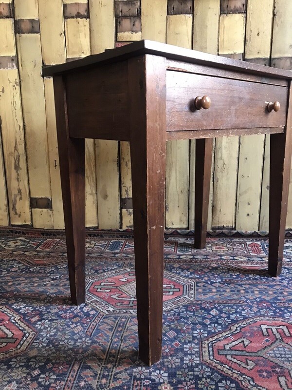 Early 20th Century Side Table With A Single Drawer-nothing-new-early-20th-century-oak--pine-side-table-with-a-single-drawer-antique-desk---nothingnewstafford-6-main-637995531307577698.jpg