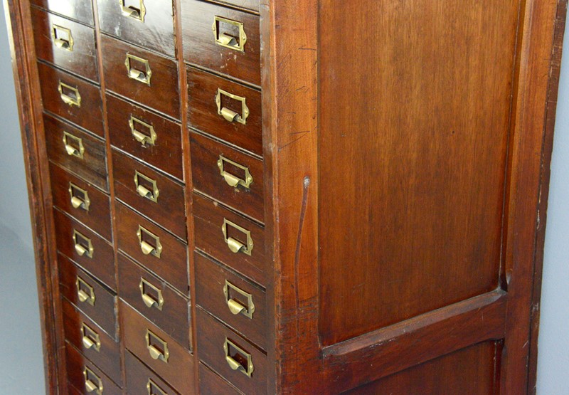 Early 20th Century Mahogany Solicitors Drawers-otto-s-antiques--dsc2871-main-637279245103342221.JPG